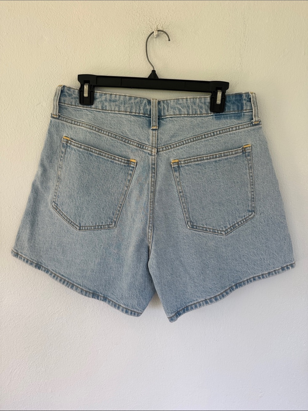 Abercrombie & Fitch The Dad Short high rise light wash jean shorts size 31 - Picture 6 of 13